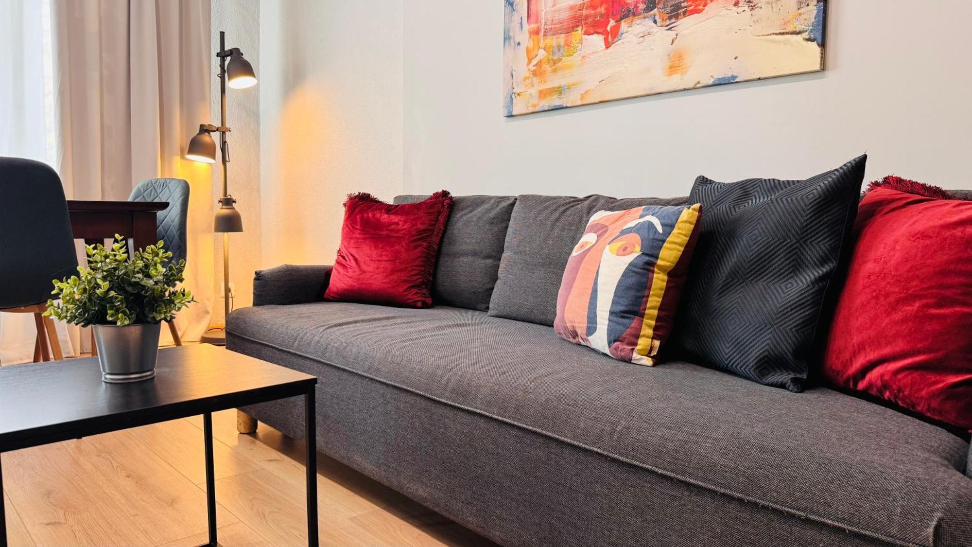 Ideal Home - Spacious & Modern Accommodation Near Unirii Square Bucharest Room photo