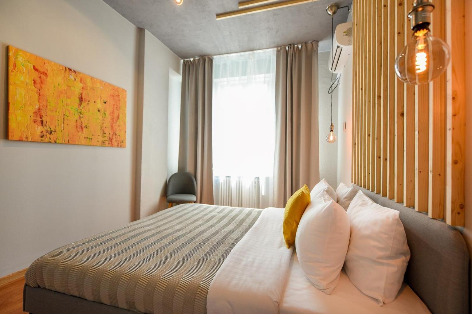 Ideal Home - Spacious & Modern Accommodation Near Unirii Square Bucharest Room photo