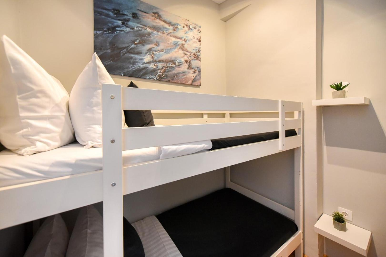 Ideal Home - Spacious & Modern Accommodation Near Unirii Square Bucharest Exterior photo